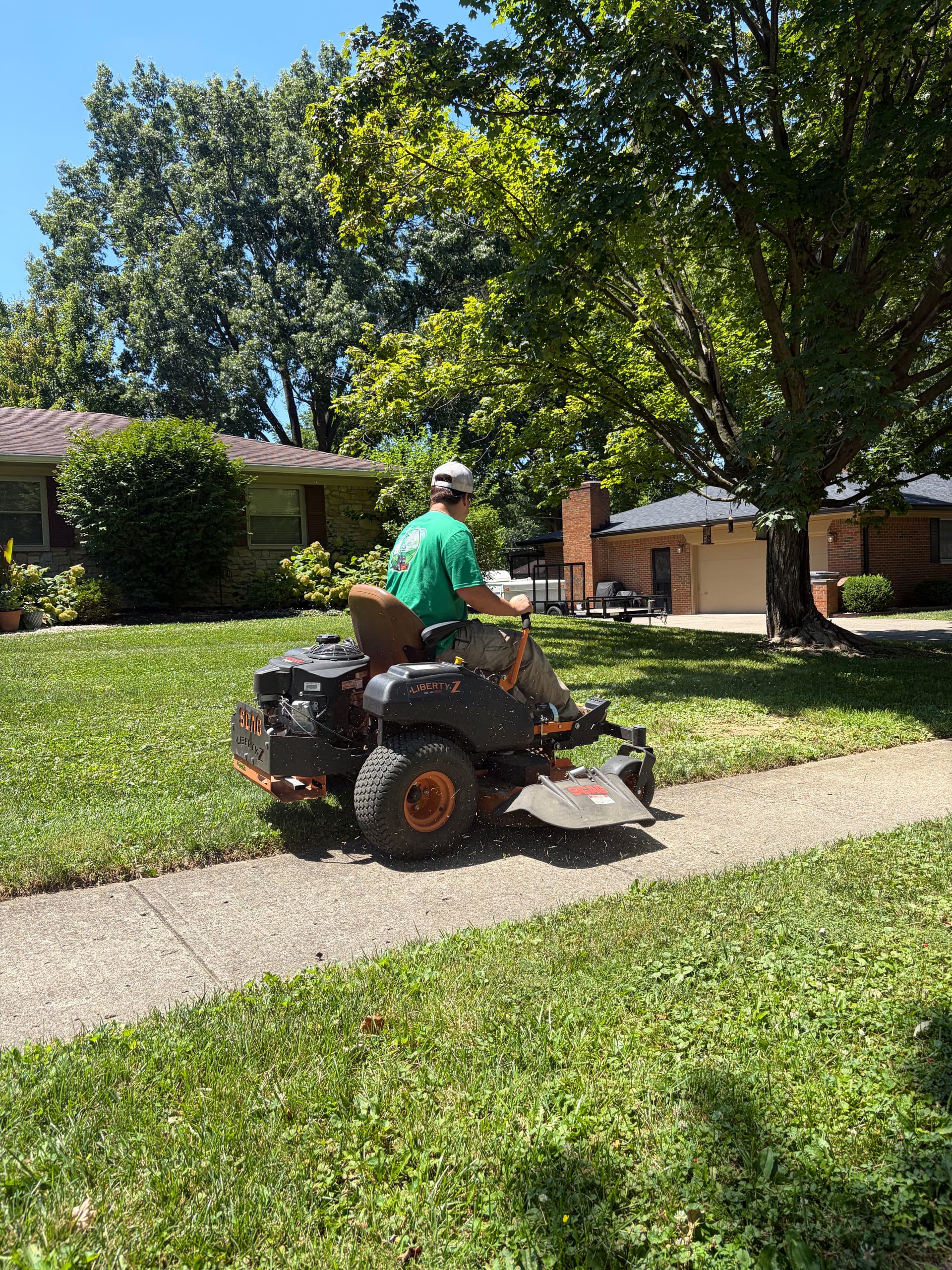 Gallery photos for Lawn Cuts, Bush Trimming, and Grading Keeping Local Properties Sharp: Image #6